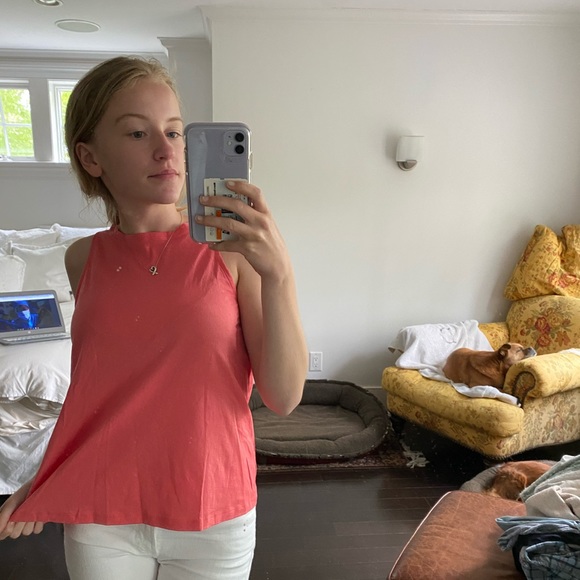 dark pink tank top - Picture 2 of 4